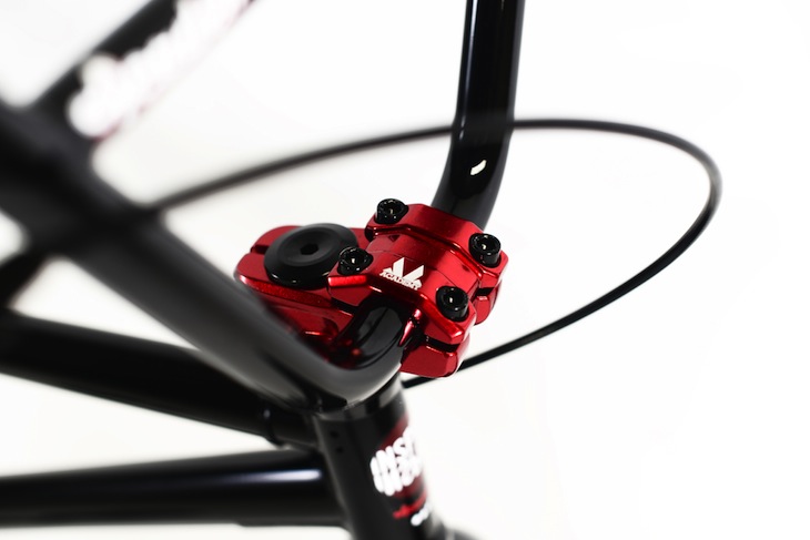 inspire-blk-red-18-stem2